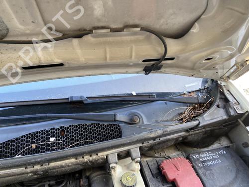 Used Front windshield wiper arm PEUGEOT PARTNER Box Body/MPV 1.6 HDi (75 hp) 27106205