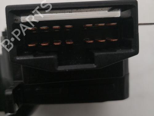 Steering column stalk HYUNDAI SANTA FÉ I (SM) 2.0 CRDi 4x4 | BP32471468I23