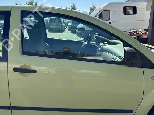 Used Front right door window Front right door window CITROËN C2 (JM_) 1.4 HDi (68 hp) 39663505 39663505