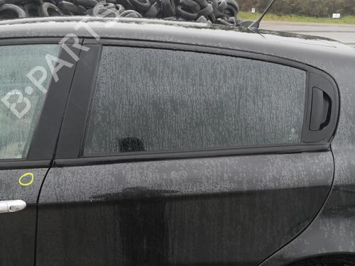 Venstre bak lås ALFA ROMEO 147 (937_) 1.9 JTDM 16V (937.AXN1B, 937.AXZ1B) (170 hp) 27132566