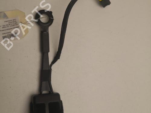 Used Seat buckle PEUGEOT 208 II (UB_, UP_, UW_, UJ_) 1.5 BlueHDI 100 (102 hp) 27106448
