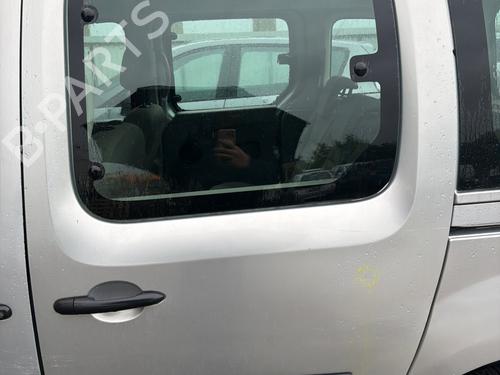 Used Rubber door seal Rubber door seal RENAULT KANGOO / GRAND KANGOO II (KW0/1_) 1.5 dCi 85 (KW0K, KW0L, KW0B) (86 hp) 35889990 35889990