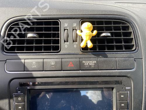 Warnblinkschalter für VW POLO V (6R1, 6C1) 1.2 (70 hp) 33022857