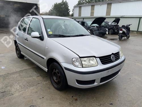 Venstre fortil udvendigt håndtag VW POLO (6N2) 1.4 | BP30900943C128 