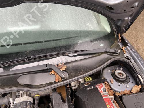 Vindspejlsviskerarm PEUGEOT 206+ (2L_, 2M_) 1.4 i (73 hp) 32993293