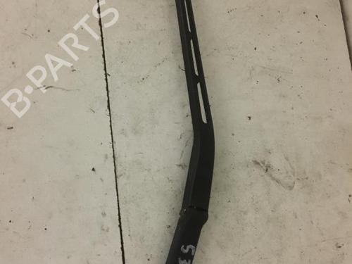 Used Front windshield wiper arm MERCEDES-BENZ C-CLASS (W203) C 270 CDI (203.016) (170 hp) 27117053
