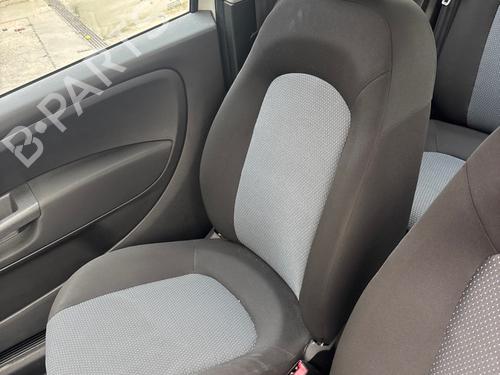 right-front-seat-fiat-punto-evo-199_-2008-39970181 main image