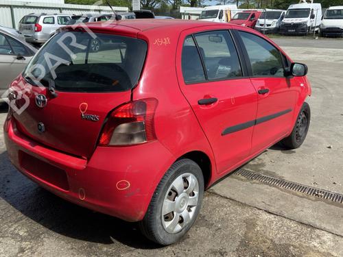 Used Rear axle Rear axle TOYOTA YARIS (_P9_) 1.0 VVT-i (KSP90_, KSP90R) (69 hp) 34572956 34572956