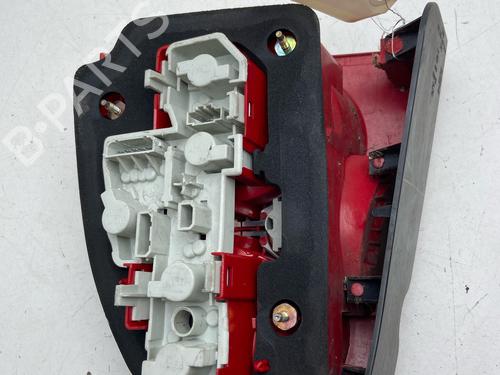 right-taillight-vw-passat-b55-3b3-2000-2001-2002-2003-2004-2005-36059567 main image