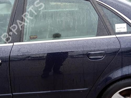 Dør venstre bagtil AUDI A4 B6 (8E2) 1.9 TDI (130 hp) 27137202