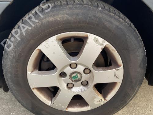 Used Left front brake caliper Left front brake caliper SKODA OCTAVIA II (1Z3) 1.9 TDI (105 hp) 32746110 32746110