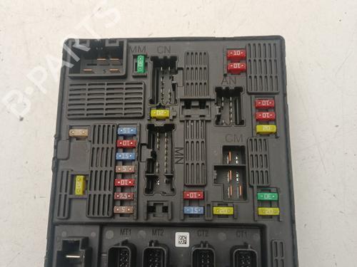 Used Fuse box Fuse box RENAULT SCÉNIC III (JZ0/1_) 1.9 dCi (JZ0J, JZ1J, JZ1K, JZ1S) (131 hp) 32749352 32749352