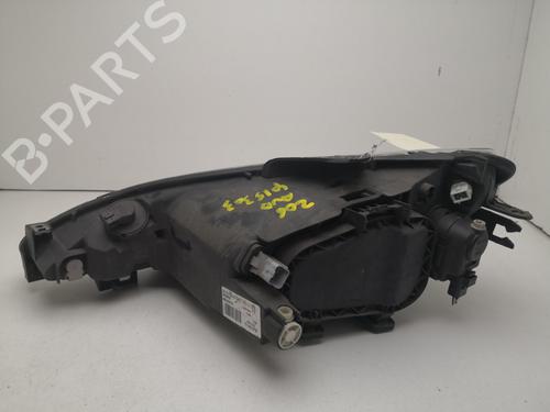 Right headlight PEUGEOT 206 Hatchback (2A/C) 2.0 HDI 90 | BP27105295C29 