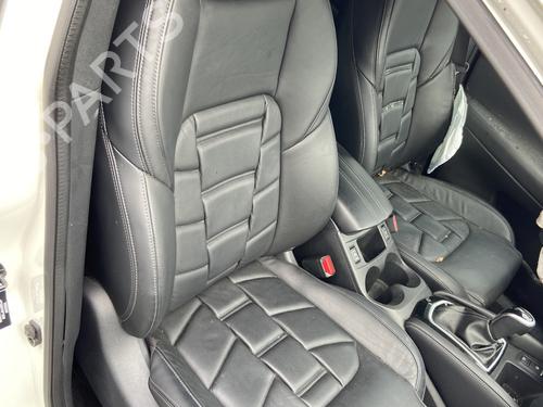 Used Seat buckle NISSAN QASHQAI II (J11, J11_) 1.5 dCi (116 hp) 29814628