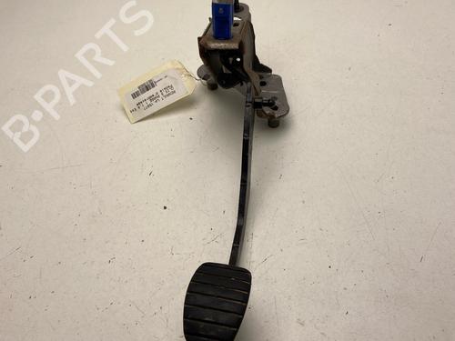 Pédale d'embrayage Pédale d'embrayage RENAULT CLIO III (BR0/1, CR0/1) [2005-2014] 35961741 35961741