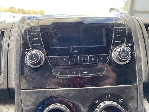 Used Radio Radio PEUGEOT BOXER Van 2.0 BlueHDi 130 (130 hp) 33038661 33038661