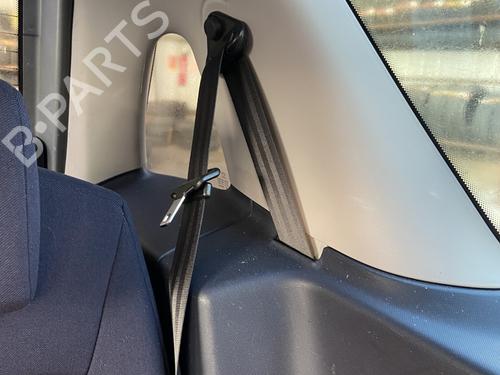 Venstre bak beltestrammer PEUGEOT 1007 (KM_) 1.4 (75 hp) 30615620