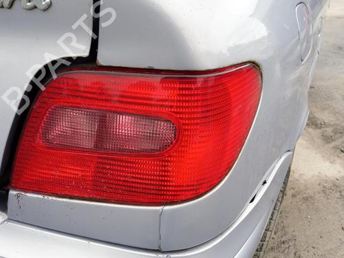 Used Right taillight CITROËN XSARA (N1) 1.6 16V (109 hp) 27137151