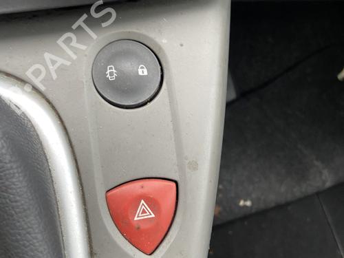 Advarselsbryter RENAULT SCÉNIC II (JM0/1_) 1.9 dCi (JM0G, JM12, JM1G, JM2C) (120 hp) 29996427