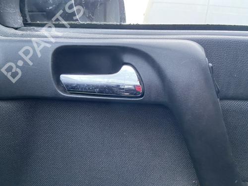 Højre fortil invendig håndtag OPEL ASTRA G Hatchback (T98) 2.0 DTI 16V (F08, F48) (101 hp) 31639586