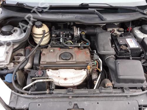 Used Front slam panel PEUGEOT 206 Hatchback (2A/C) 1.6 i (89 hp) 27101202