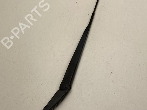 Front windshield wiper arm RENAULT CLIO III (BR0/1, CR0/1) 1.2 16V (BR02, BR0J, BR11, CR02, CR0J, CR11) | BP27108731C143 