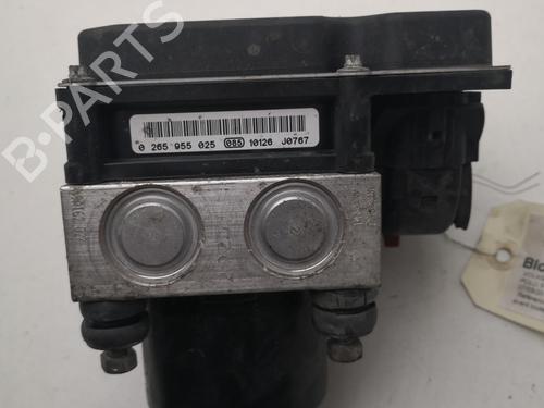 Used ABS pump ABS pump VW POLO V (6R1, 6C1) 1.6 TDI (90 hp) 32111297 32111297