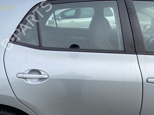 Puerta trasera derecha TOYOTA AURIS (_E15_) 2.0 D-4D (ADE150_, ADE150R) (126 hp) 32087832