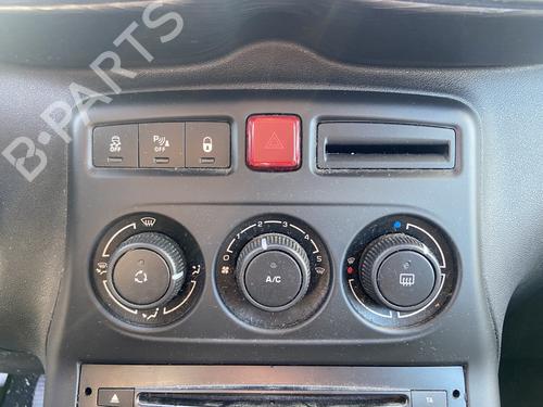 Used Warning switch CITROËN C3 Picasso (SH_) 1.6 BlueHDi 100 (99 hp) 30305576