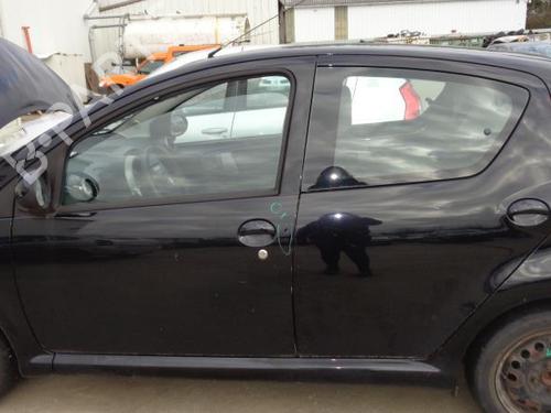 Türgriff hinten links außen für TOYOTA AYGO (_B1_) 1.0 (KGB10_, KGB10R) (68 hp) 27122579