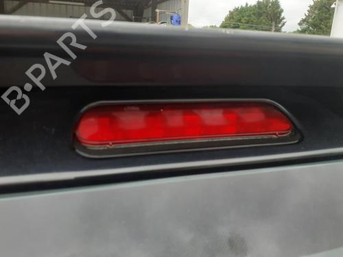 Used Third brake light KIA SORENTO I (JC) 2.5 CRDi 4WD (140 hp) 27119943