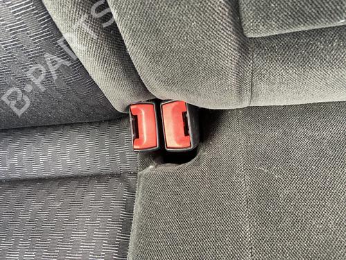 Used Seat buckle FORD MONDEO III (B5Y) 2.0 16V TDDi / TDCi (115 hp) 28499285
