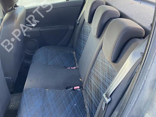 Used Rear seat RENAULT CLIO III (BR0/1, CR0/1) 1.5 dCi (BR17, CR17) (86 hp) 30061032