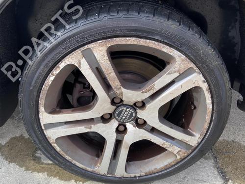 Felga VOLVO V70 II (285) D5 30748020