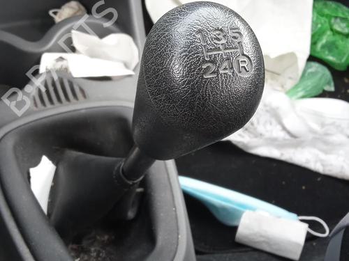 Used Gear lever CITROËN C1 (PM_, PN_) 1.0 (68 hp) 27102299