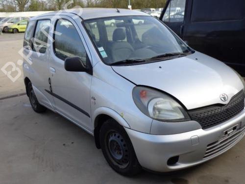 Used Front windshield wiper arm TOYOTA YARIS VERSO (_P2_) 1.4 D-4D (NLP20_, NLP22_) (75 hp) 27121085