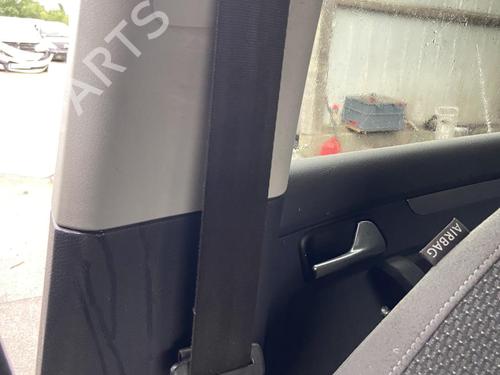 Front right seatbelt VW TOURAN (1T3) 1.6 TDI | BP27112609I25 - Image 1