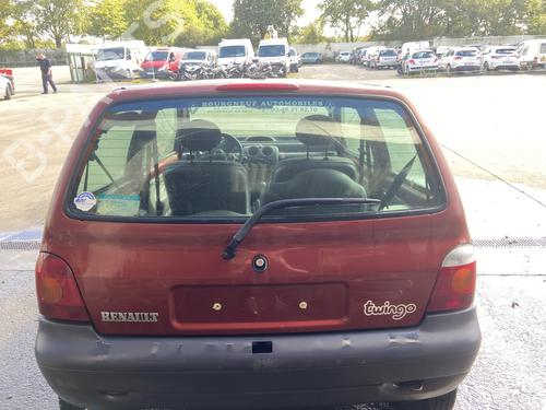 Used Lamp holder RENAULT TWINGO I (C06_) 1.2 (C066, C068) (58 hp) 29005573