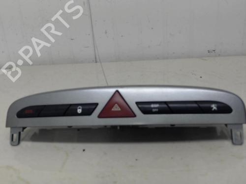 Used Warning switch Warning switch PEUGEOT 308 SW I (4E_, 4H_) 1.6 HDi (92 hp) 27118399 27118399