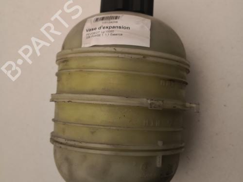 Ekspansjonstank PEUGEOT 206 Hatchback (2A/C) 1.1 i (60 hp) 30151651