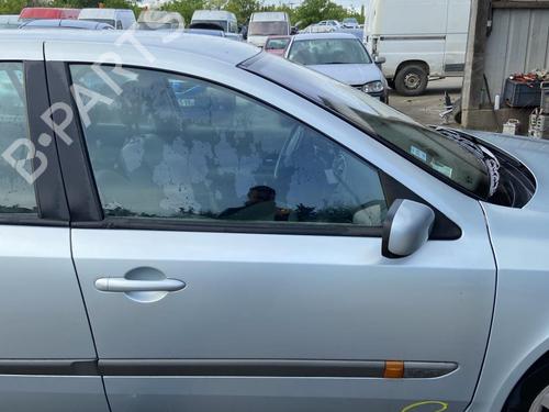 Porte avant droite RENAULT LAGUNA II Grandtour (KG0/1_) 1.9 dCi (KG0G) (120 hp) 27108188
