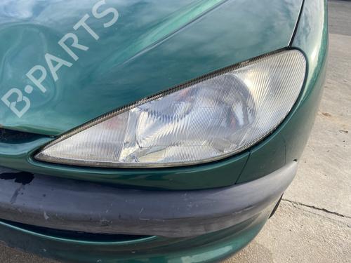 Venstre forlygte PEUGEOT 206 Hatchback (2A/C) 1.4 i (75 hp) 30299815