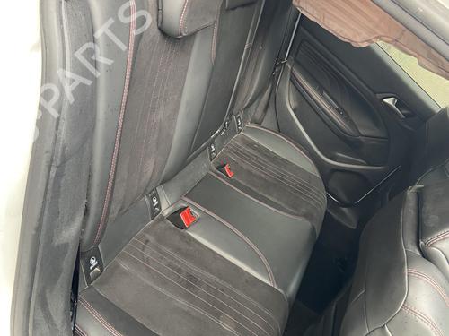 Used Rear left interior door handle PEUGEOT 308 II (LB_, LP_, LW_, LH_, L3_) 1.6 BlueHDi 120 (120 hp) 31858921