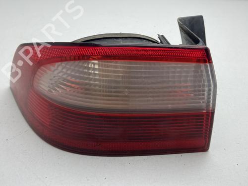 Venstre Baklys RENAULT LAGUNA II (BG0/1_) 1.8 16V (BG04, BG0B, BG0C, BG0V) (117 hp) 27144914