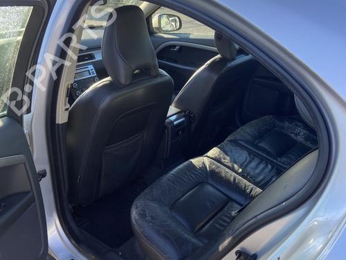 Used Rubber door seal VOLVO S80 II (124) D5 (185 hp) 32671469