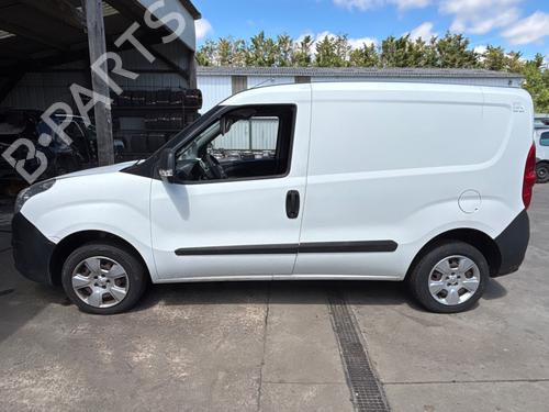 fuel-flap-opel-combo-box-bodympv-x12-2012-37035097 main image