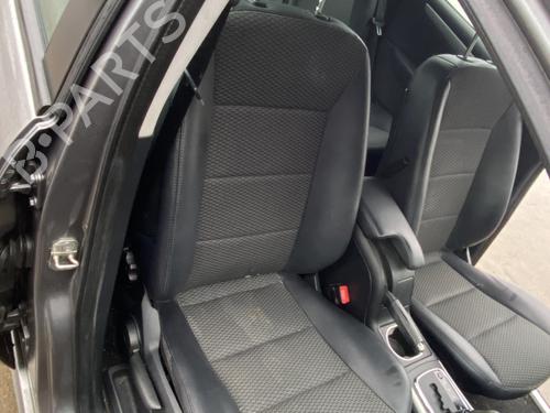 Sæde højre fortil MERCEDES-BENZ A-CLASS (W169) A 180 CDI (169.007, 169.307) (109 hp) 32337665