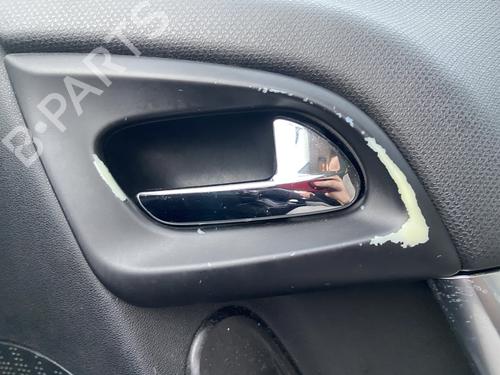 front-right-interior-door-handle-citroen-c3-ii-sc_-2009-33569956 main image