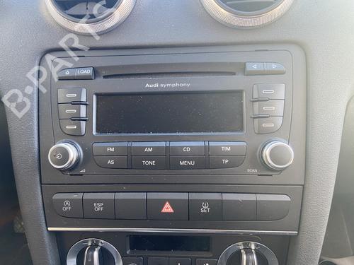 Used Radio AUDI A3 Sportback (8PA) 1.6 TDI (105 hp) 30438953