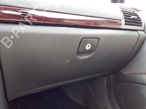 Handskerum PEUGEOT 407 (6D_) 1.6 HDi 110 (6D9HZC, 6D9HYC) (109 hp) 27138678